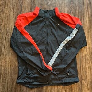 Nike Black and Red Windbreaker Lightweight Water-Resistant Jacket